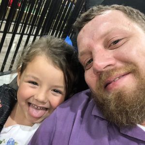 Meet your Posher, Derrick